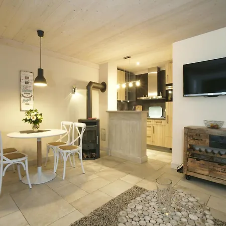 Mit Balkon In Am Daire